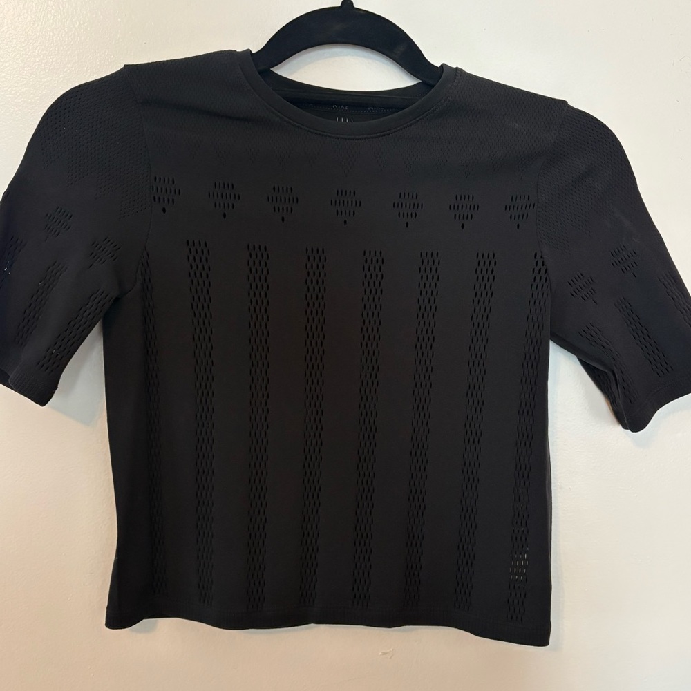 Nike Yoga DRI-FIT ADV Luxe Short-Sleeve Crop Top